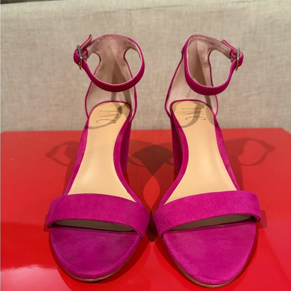 INC International Concepts‎ Vibrant Pink Heels